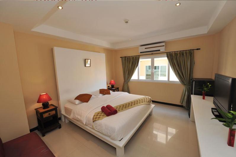 Le Parrots-Inn Jomtien Beach Zewnętrze zdjęcie