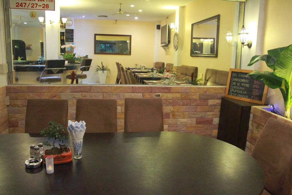 Le Parrots-Inn Jomtien Beach Zewnętrze zdjęcie